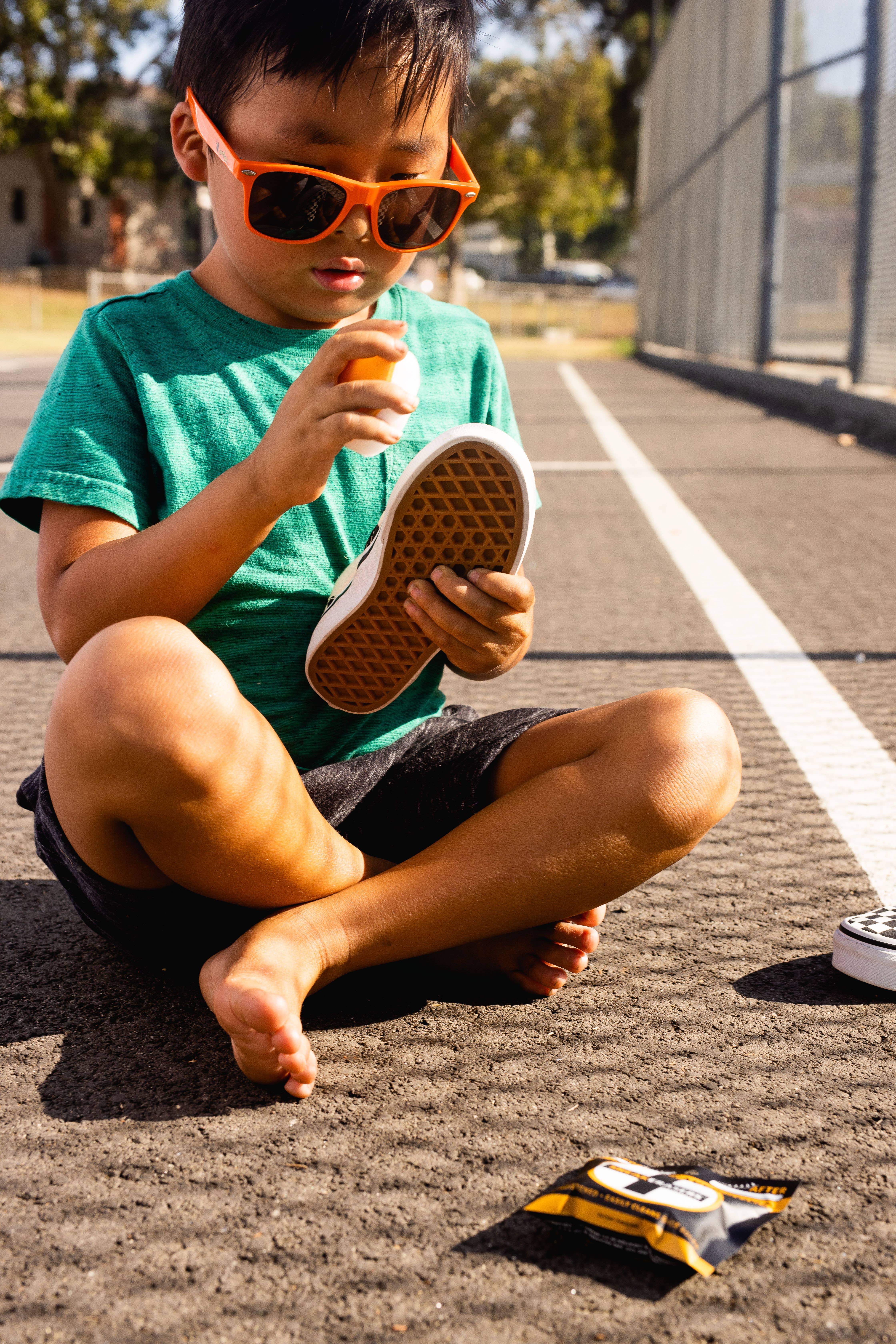 SneakERASERS - Venta al por mayor Betunes de calzado - SneakERASERS, Limpiador instantáneo de zapatillas prehumedecido 1 unidad9