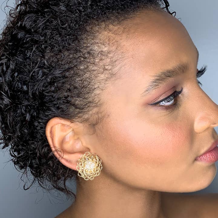 Brincos de Coudelaria Não Seus Quotidianos (Ouro e Prata) por atacado de Misty Jane Jewelry