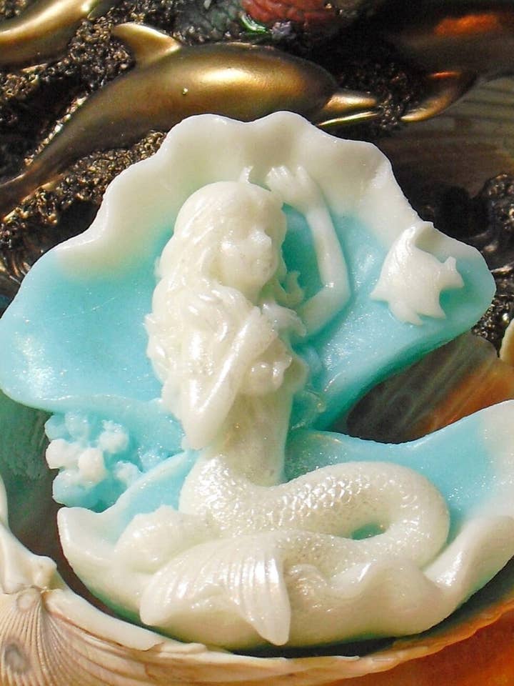 Mermaid Clam Shell Soap, 10 Bars for wholesale by Beach City Boutique