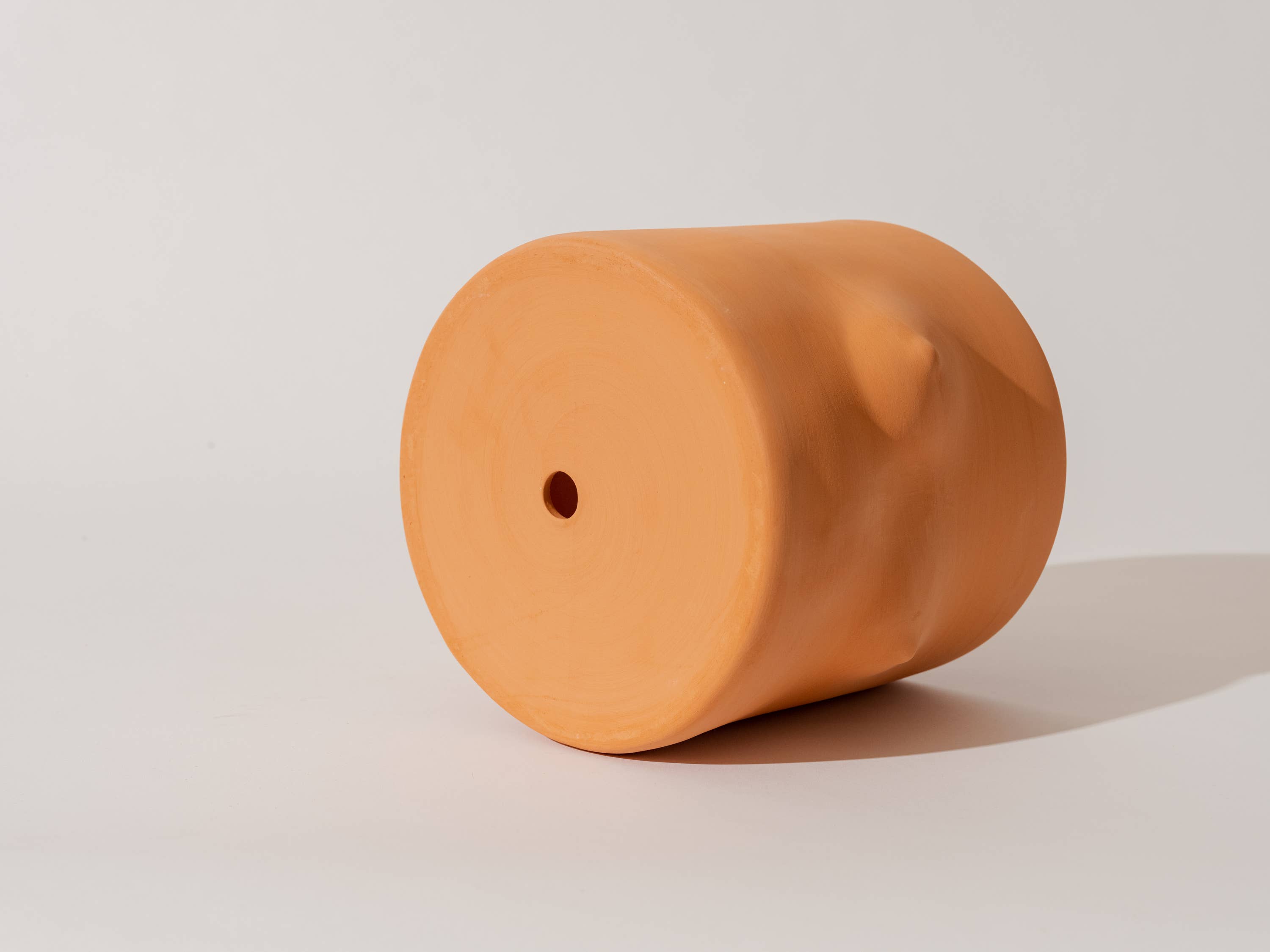 GROUPPARTNER - Wholesale Plant Pot - 8" Terra-Cotta boob pot (With Saucer)4