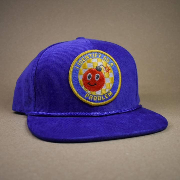 Mi identifico come un cappello problema per la vendita all'ingrosso da parte di Retrograde Supply Co.