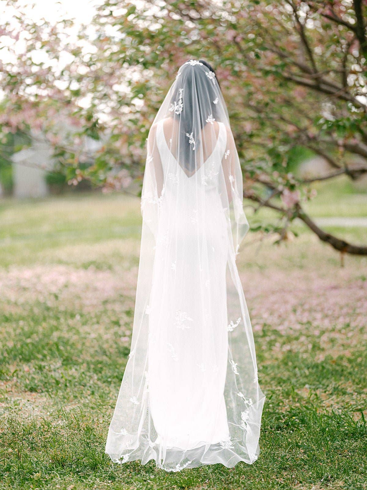 Miss Foxine Couture - Wholesale Veil - Women's - Wisteria Lace Leaf Wedding Veil2