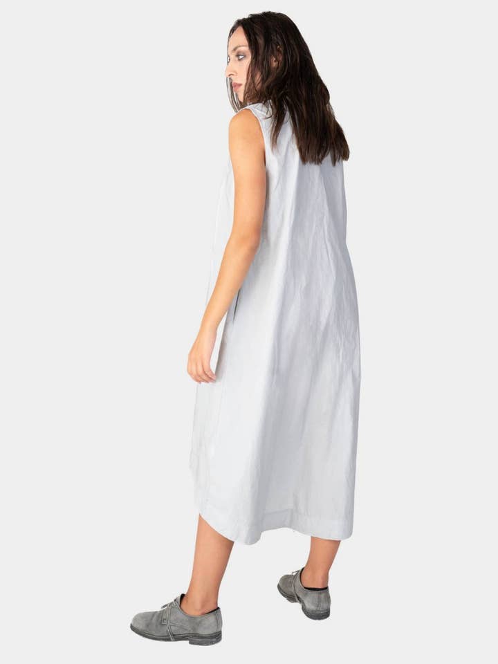 Baci & Amici Fashion - US Continental - Wholesale Dress - Women's - V-Neck Sleeveless Organic Cotton Midi Dress14