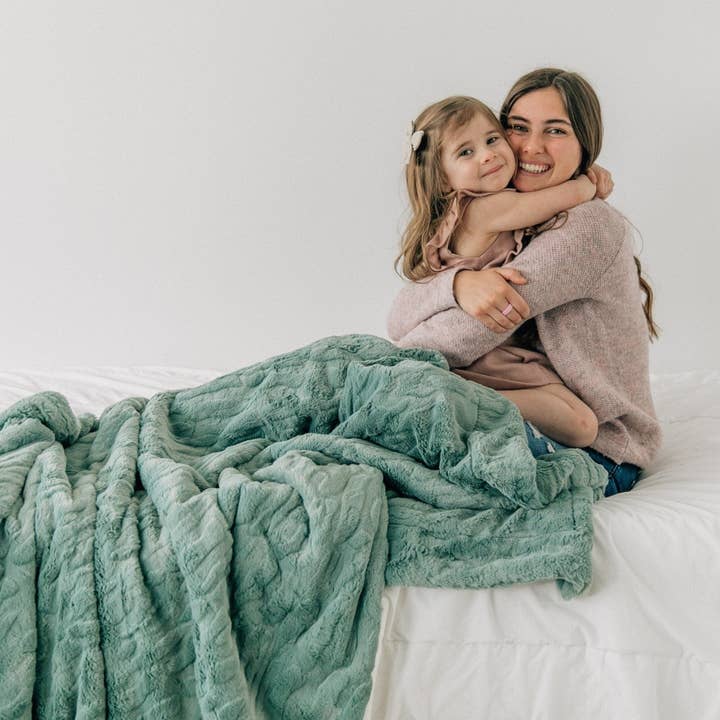 Saranoni - Wholesale Throw Blanket - PATTERNED FAUX FUR XL THROW BLANKETS23