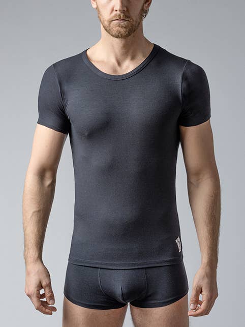 CAMISETA CUELLO REDONDO para venta al por mayor de Adam Smith