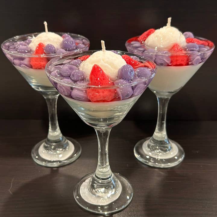 Happy Kat Candles - Wholesale Novelty Candle - Berries & Cream