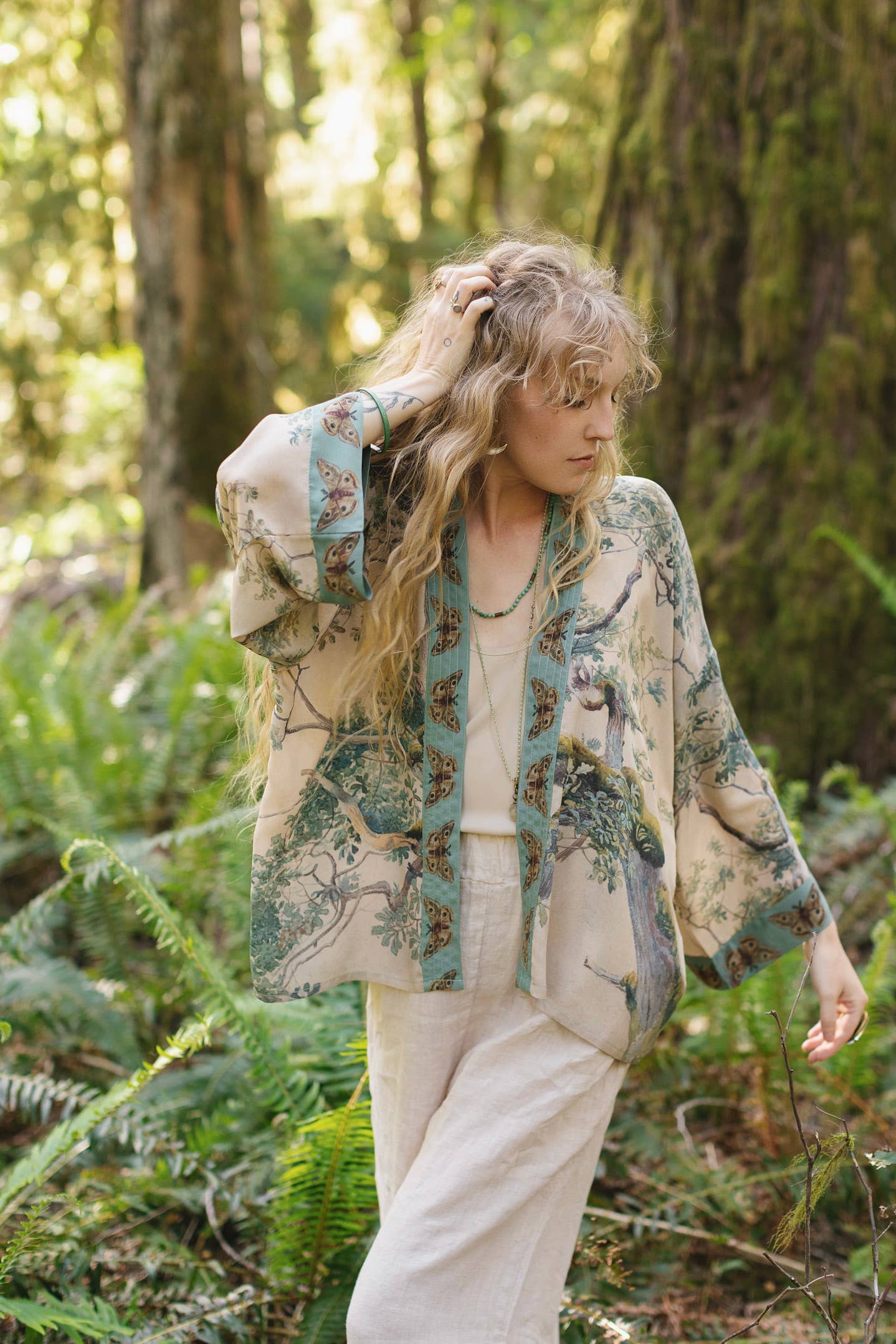 Market of Stars (USA) - Wholesale Kimono - Women's - Earth & Sky Pixie Duster Cropped Kimono w/ Trees7