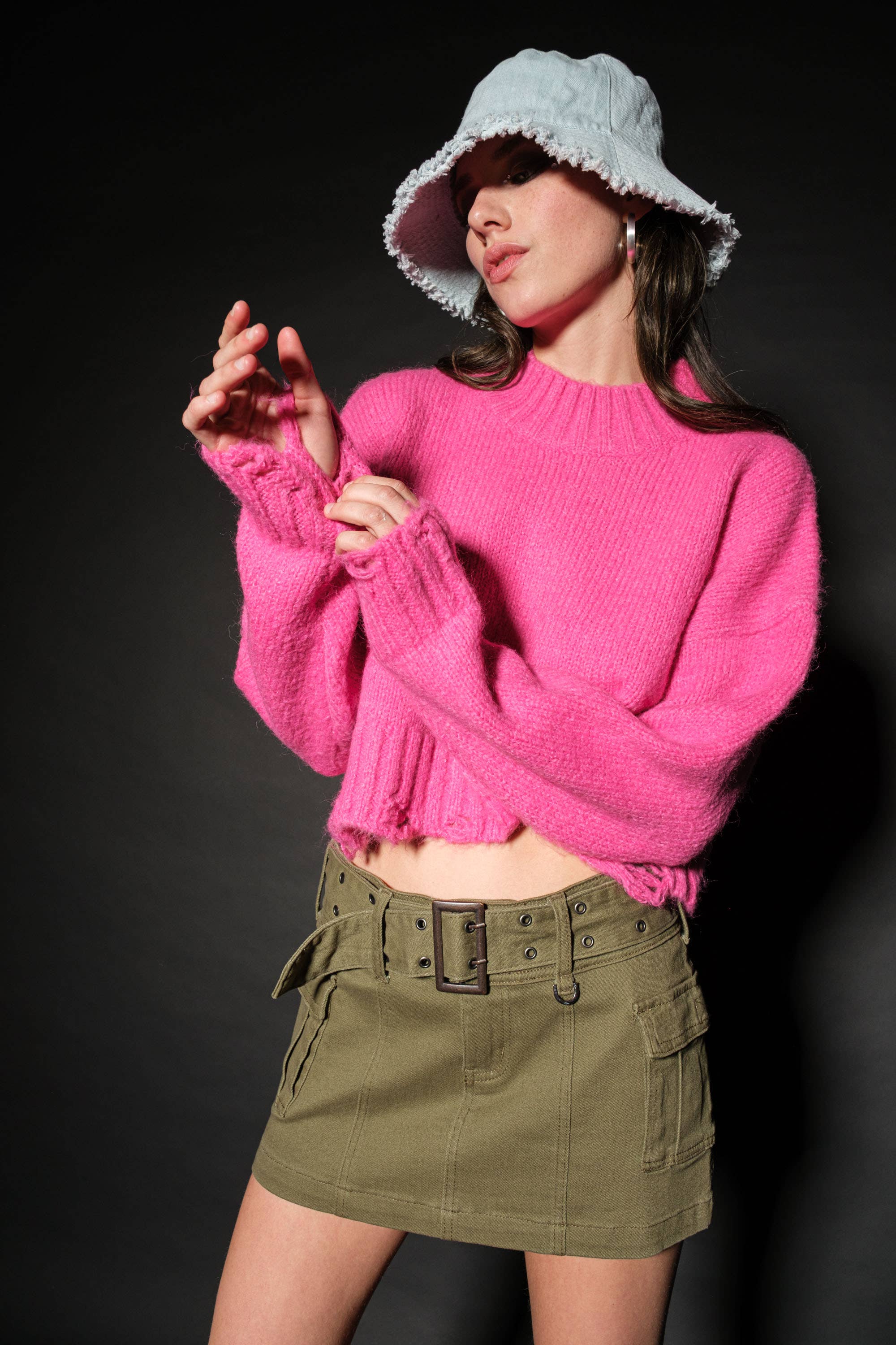 Signature 8 - Wholesale Knit Sweater - Women's - CROP SWEATER S6235