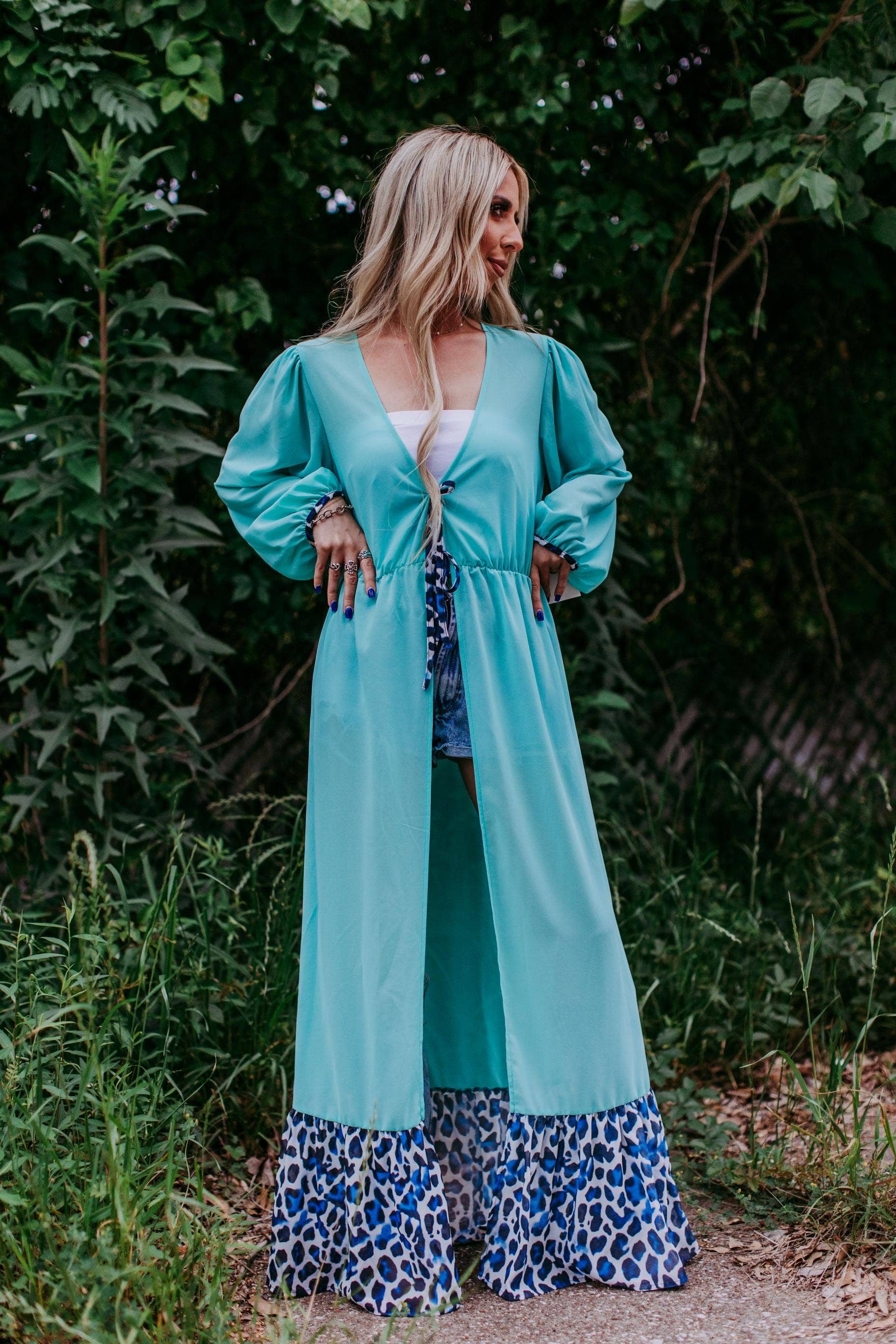 Turquoise Kimono en mousseline turquoise MK356 avec motif léopard en vente sur Faire1