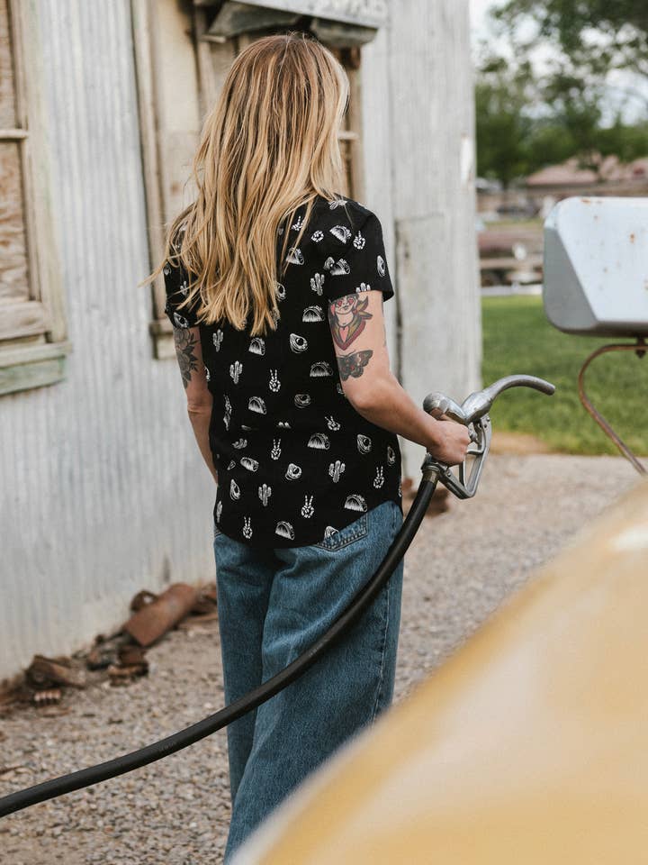 Pyknic - Wholesale Button Down Shirt - Unisex - No Problemo Cactus Tacos Casual Button Down Shirt Men Women