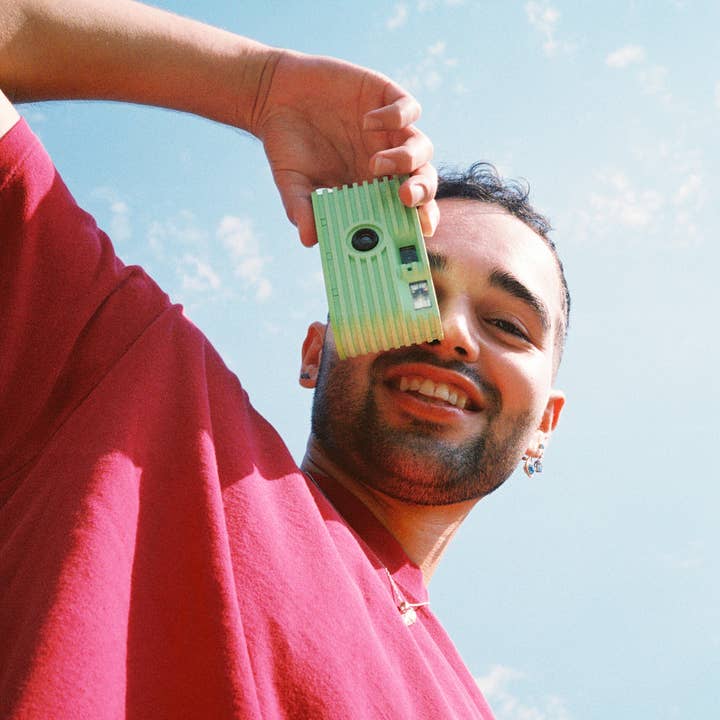 Fotofoto - Wholesale Disposable Camera - Fotofoto FF-1 "Meadow" | Sustainable Disposable Camera