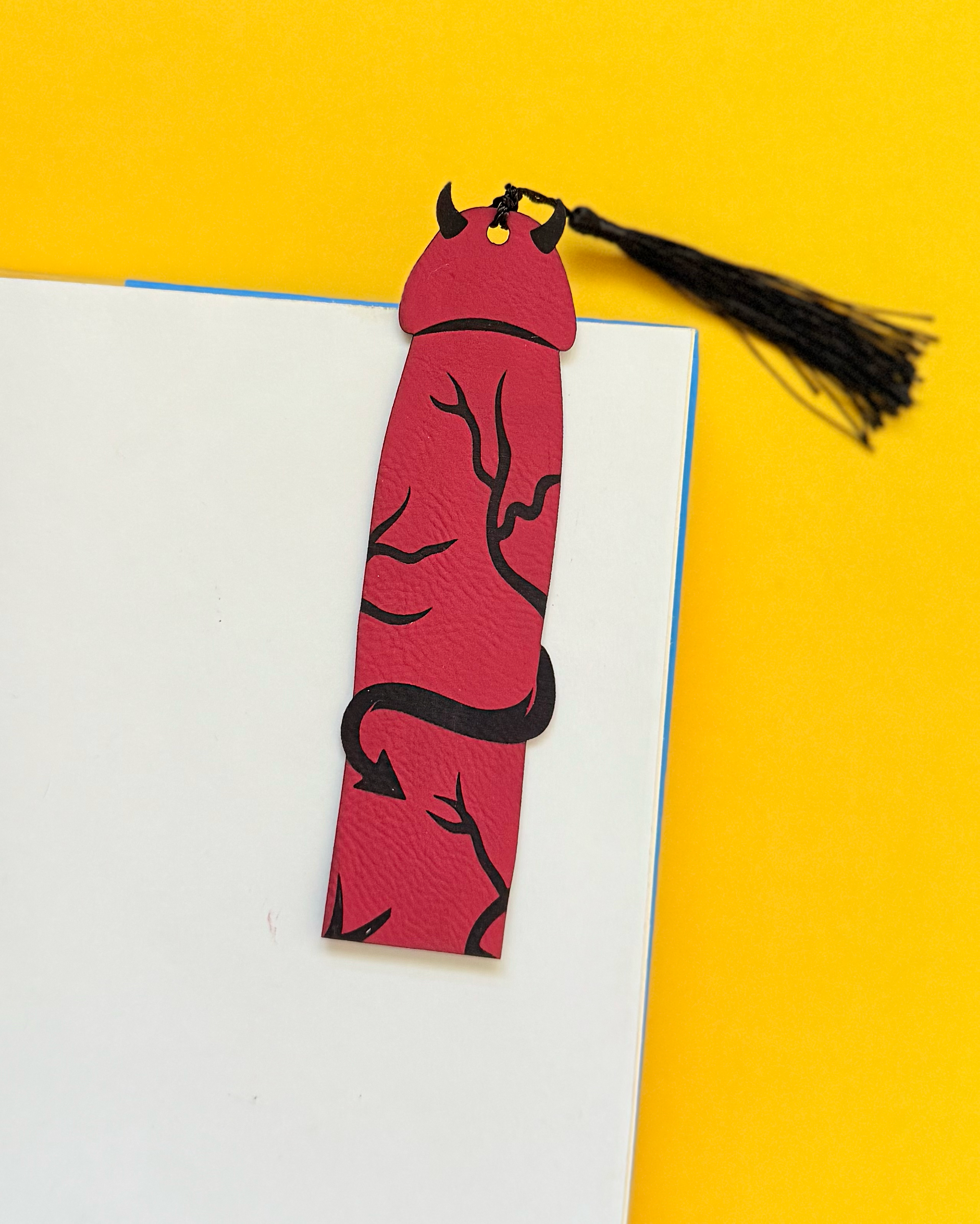 Cockmark – Engroshandel Bogmærke – Lucifer Cockmark1