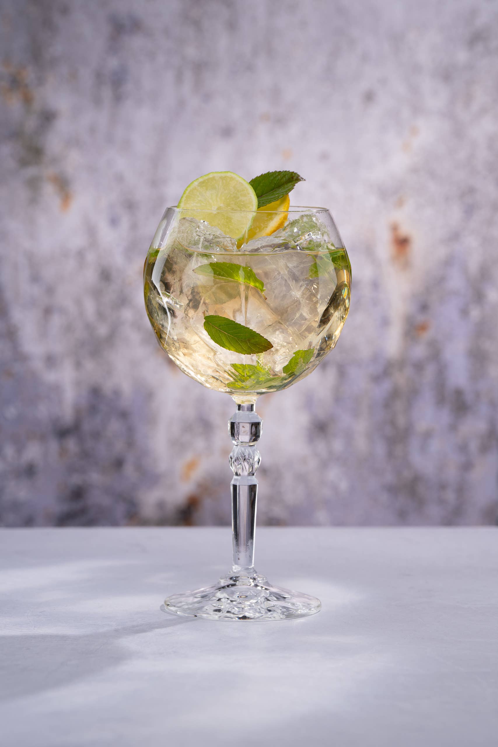 Callwey GmbH - Wholesale Mixology & Beverage - Like a Virgin: The Mocktail Bible (German)5