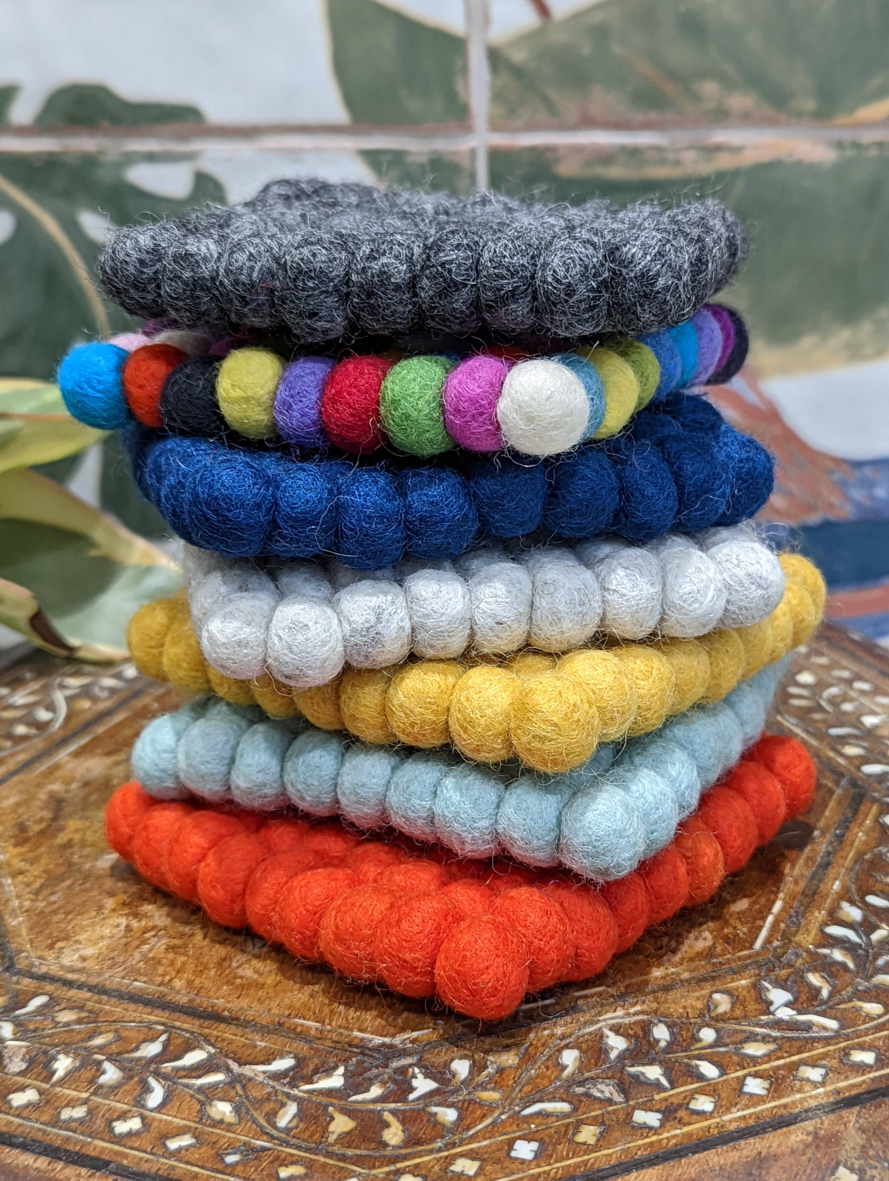 Cool Trade Winds – Großhandel Untersetzer – Kleine quadratische Filzuntersetzer aus Filzkugeln15