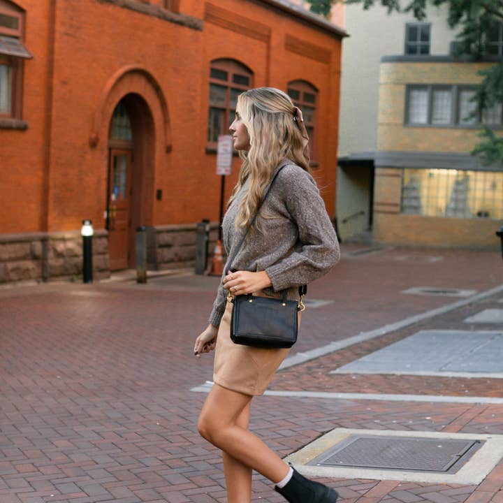 Urban Southern - Wholesale Crossbody Bag - Women's - Cassidy Crossbody
4