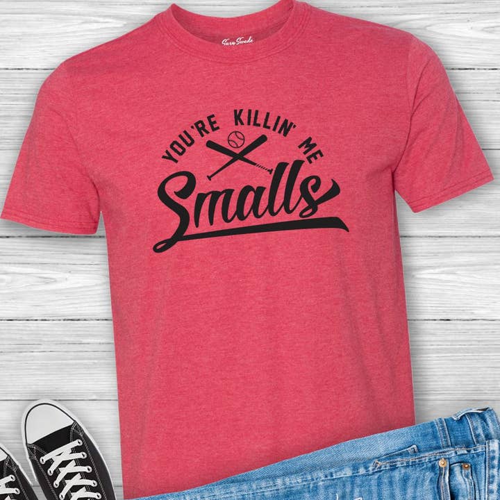 Suzy Swede – T-shirt estampada - Unissexo por atacado – T-shirt Unissex You're Killin' Me Smalls | Beisebol Softbol8