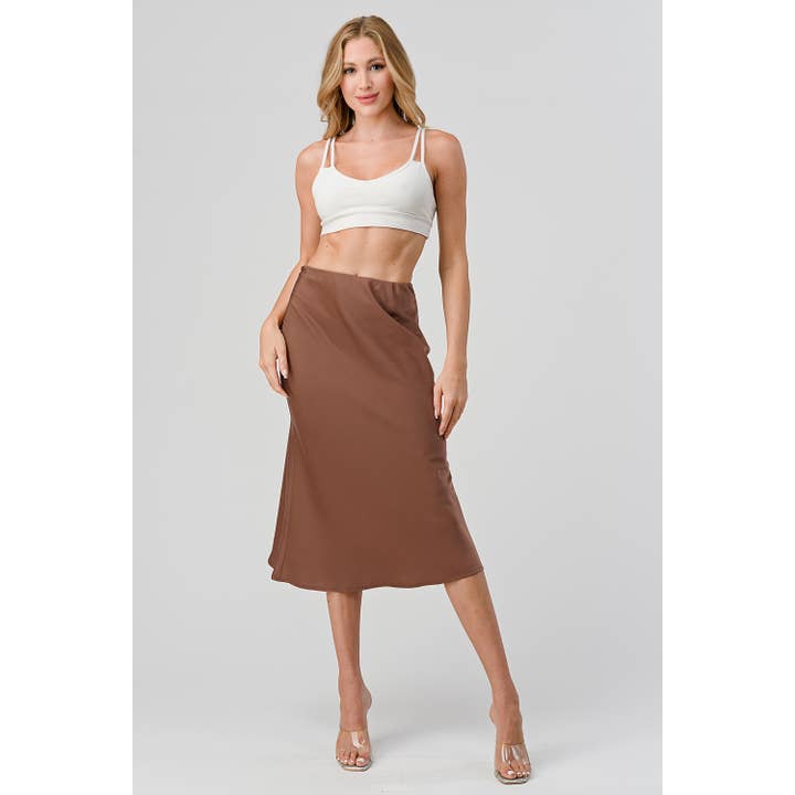 Jupe midi en satin pour la vente par French Kiss