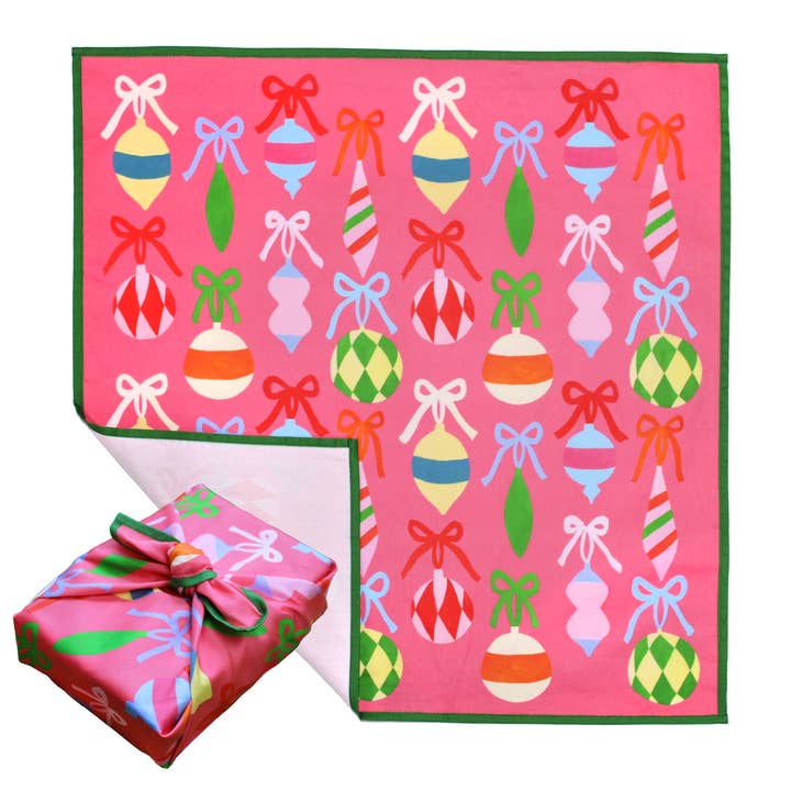 Emballage cadeau réutilisable | Ornements roses pour la vente par Mackenzie Kuck Art + Textiles