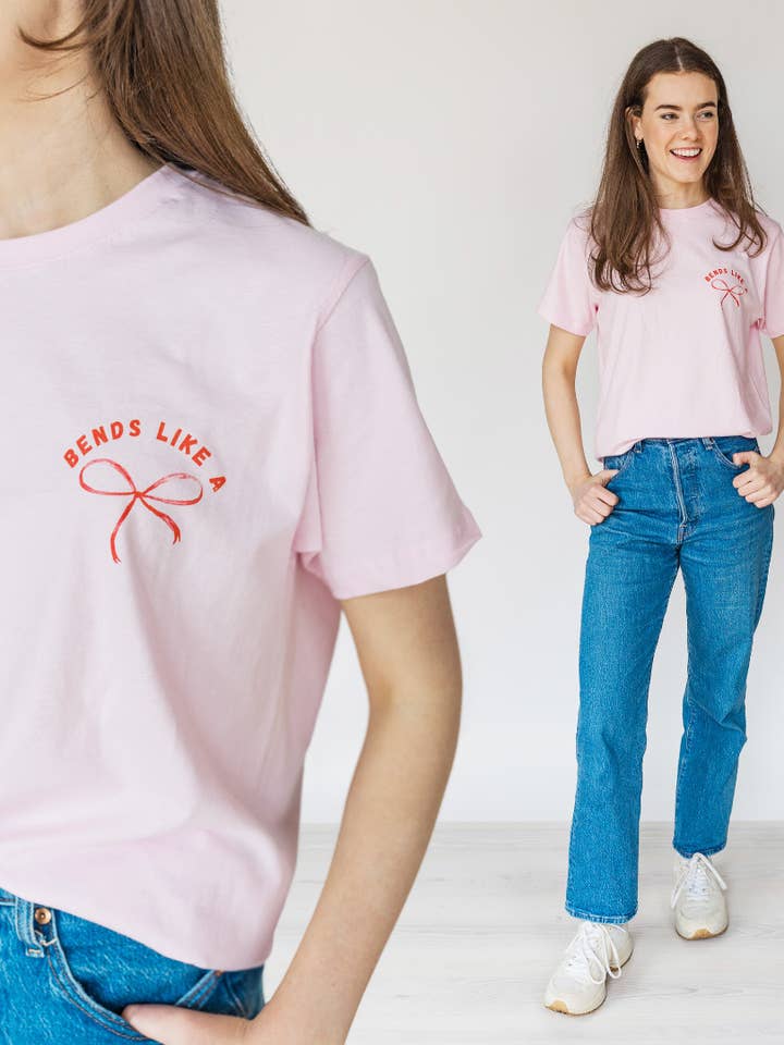 T-shirt a maniche corte con slogan con fiocco per la vendita all'ingrosso da parte di Mardy Bum Active Club
