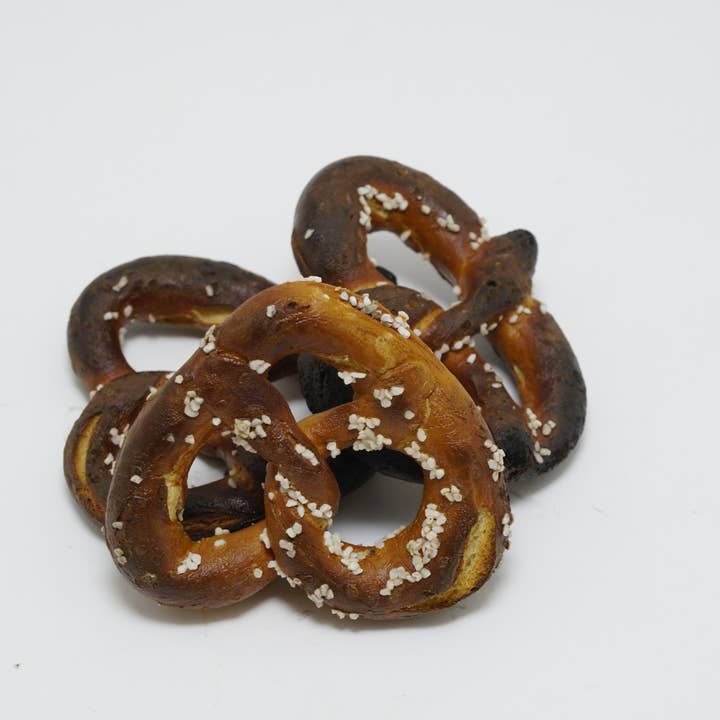 Uncle Henry's Pretzel Bakery - Wholesale Pretzels - Uncle Henry's Extra Dark Pretzels - 8 oz.1