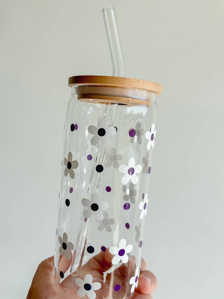 Daisy Flower Retro Coffee Beer Can Glass Mug for wholesale by Wild Souls Co