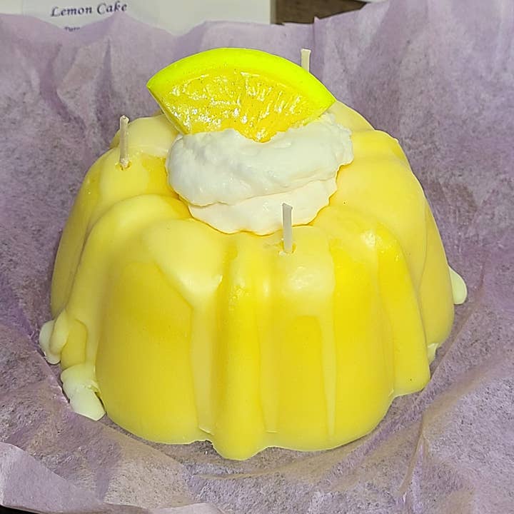 Small Cake Candles for wholesale by Melmade Scents