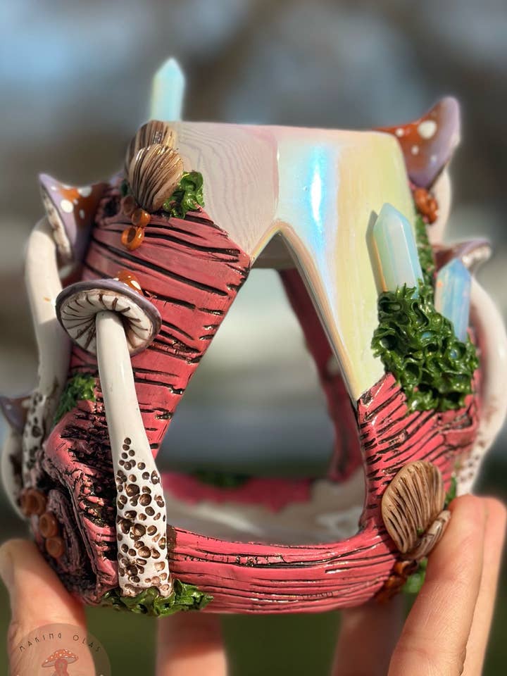 Vaxvärmare | Rosa trä och purpurfärgade svampar på iriserande värmare för wholesale av Making Olás