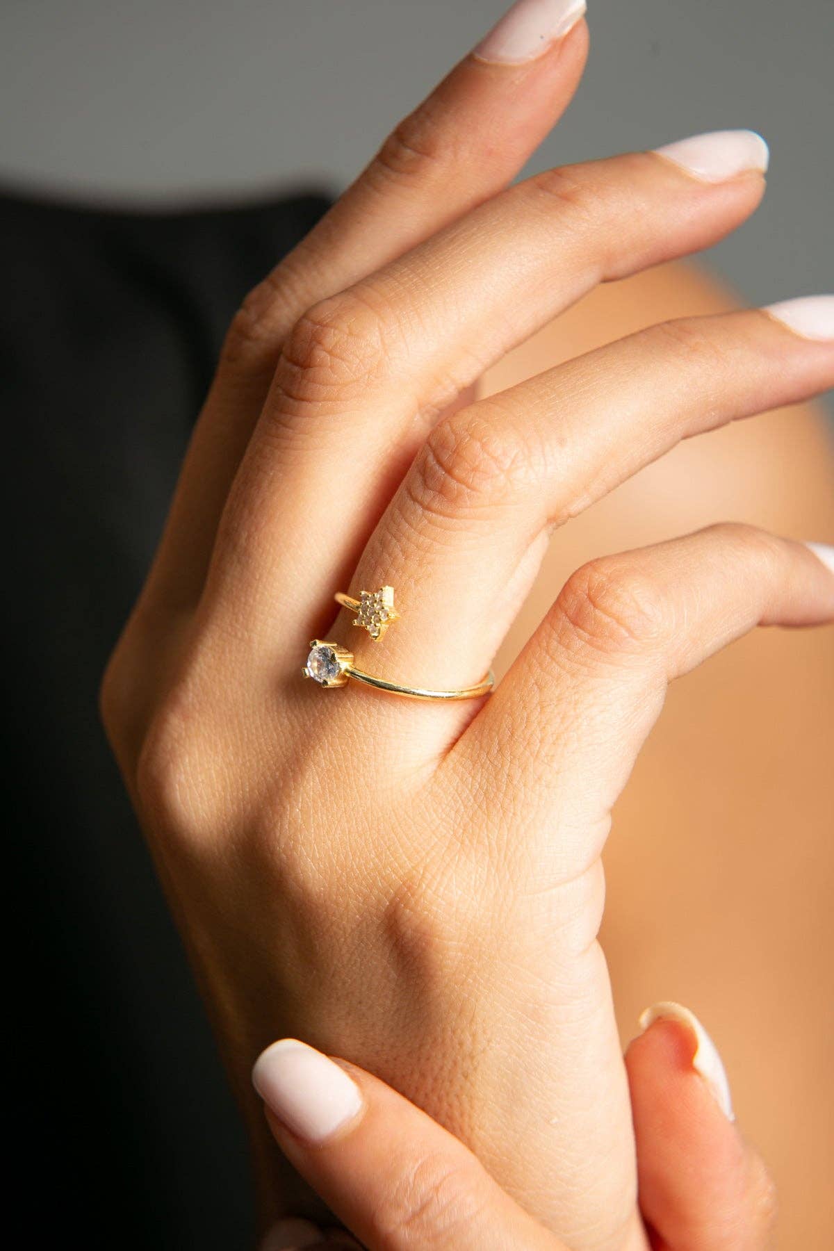 Volenia Silver - Wholesale Multi-Stone Ring - Women's 925 Sterling Silver Star Detailed Multi Ring2