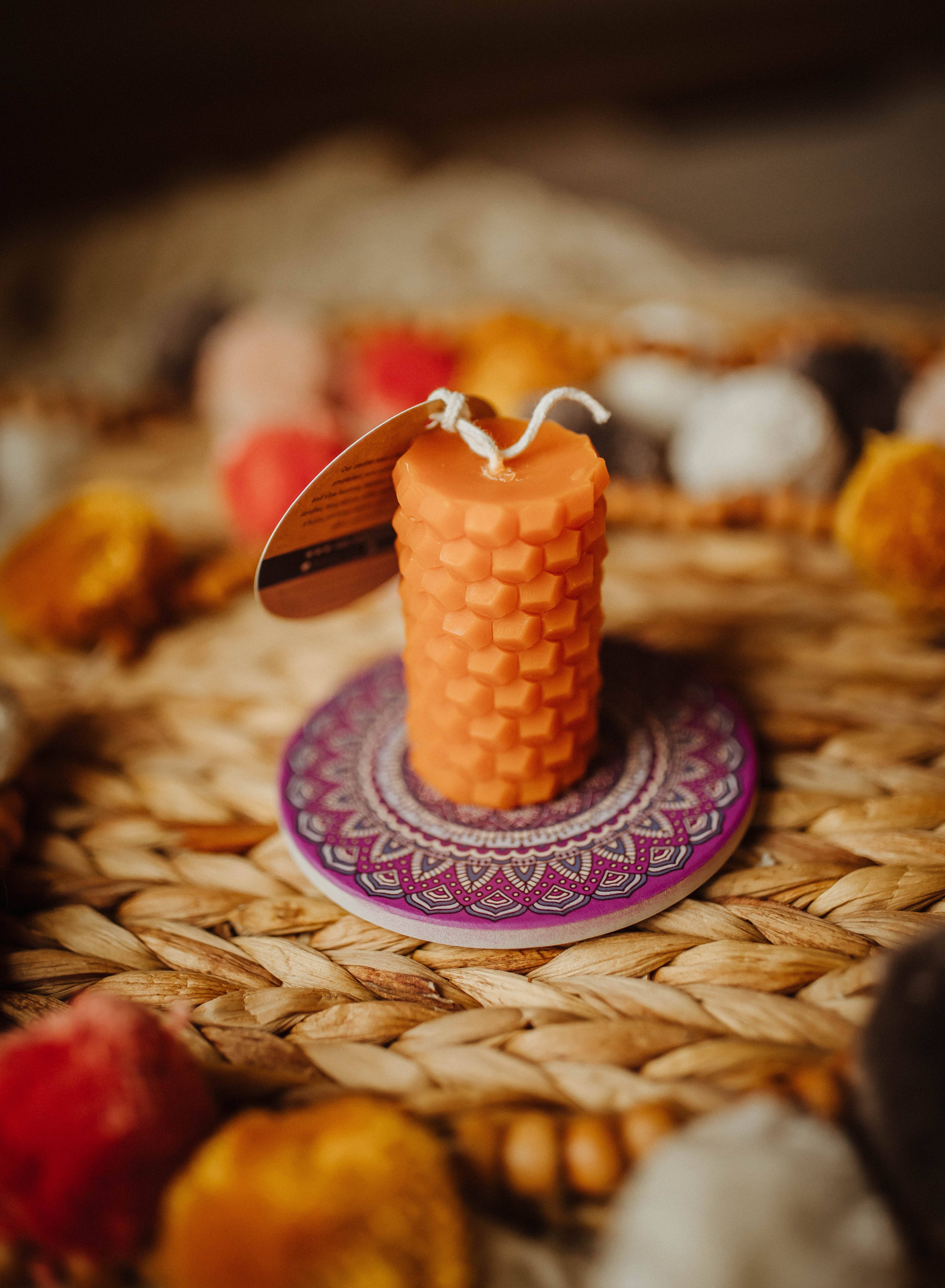 The Holton Homestead - Wholesale Pillar Candle - Beeswax pillar candle 'Bobby"0