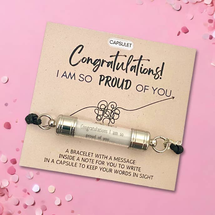 GEFELICITEERD IK BEN ZO TROTS OP JE voor wholesale door Capsulet