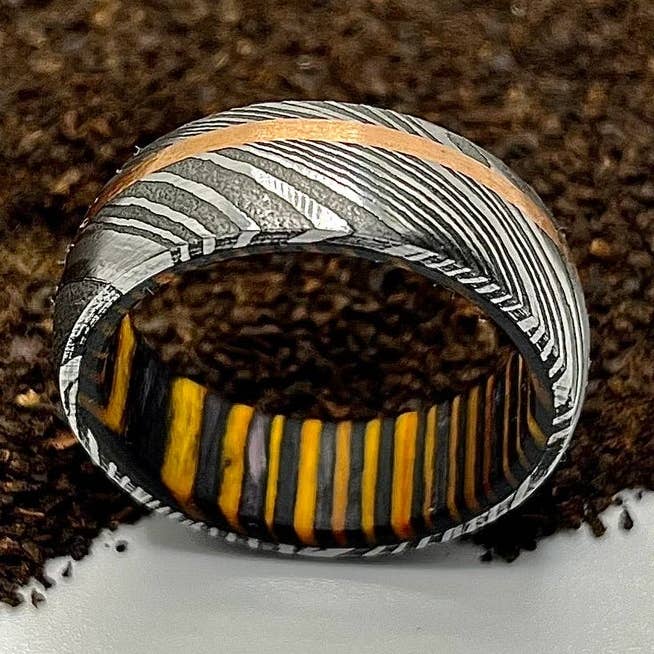 Damaskusstålring foret med træærme for engroshandel hos RustyStudioUSA