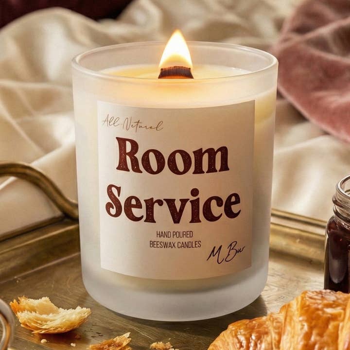 Zimmerservice — 12-Unzen-Bienenwachskerze aus mattiertem Glas für den Großhandel von M Bur Candle Co.