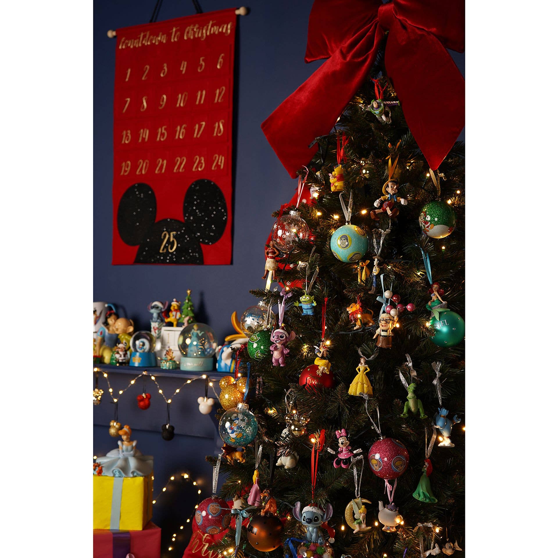 WIDDOP and Co. - Wholesale Christmas Decoration - Disney Set of 4 Toy Story Hanging Decorations2