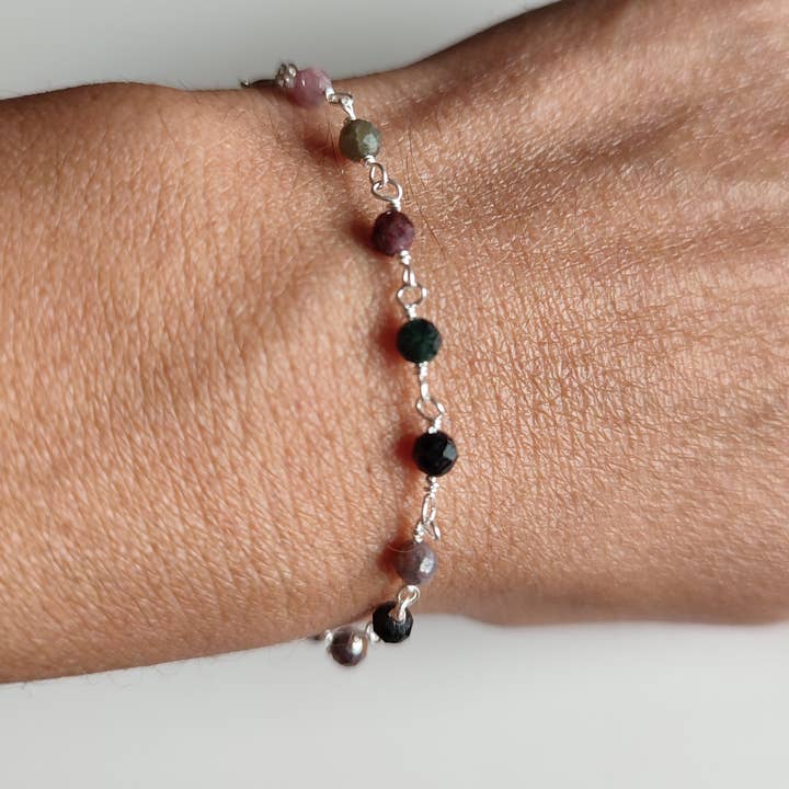 SEQAY - Wholesale Armband met kralen - Multikleurige toermalijnarmband van 925 sterling zilver met kleine stenen9