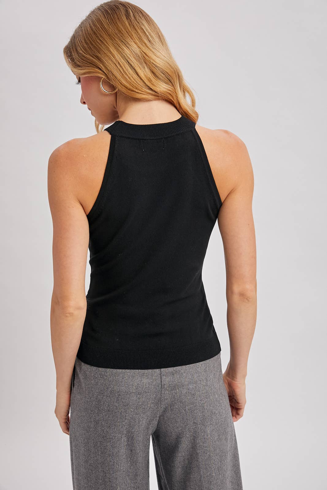 Bluivy - Venta al por mayor Camiseta sin mangas - Mujer - TOP DE PUNTO CON CUELLO HALTER6