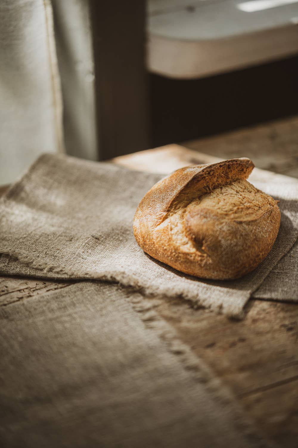 Heavyweight Burlap Linen Placemats for wholesale on Faire3
