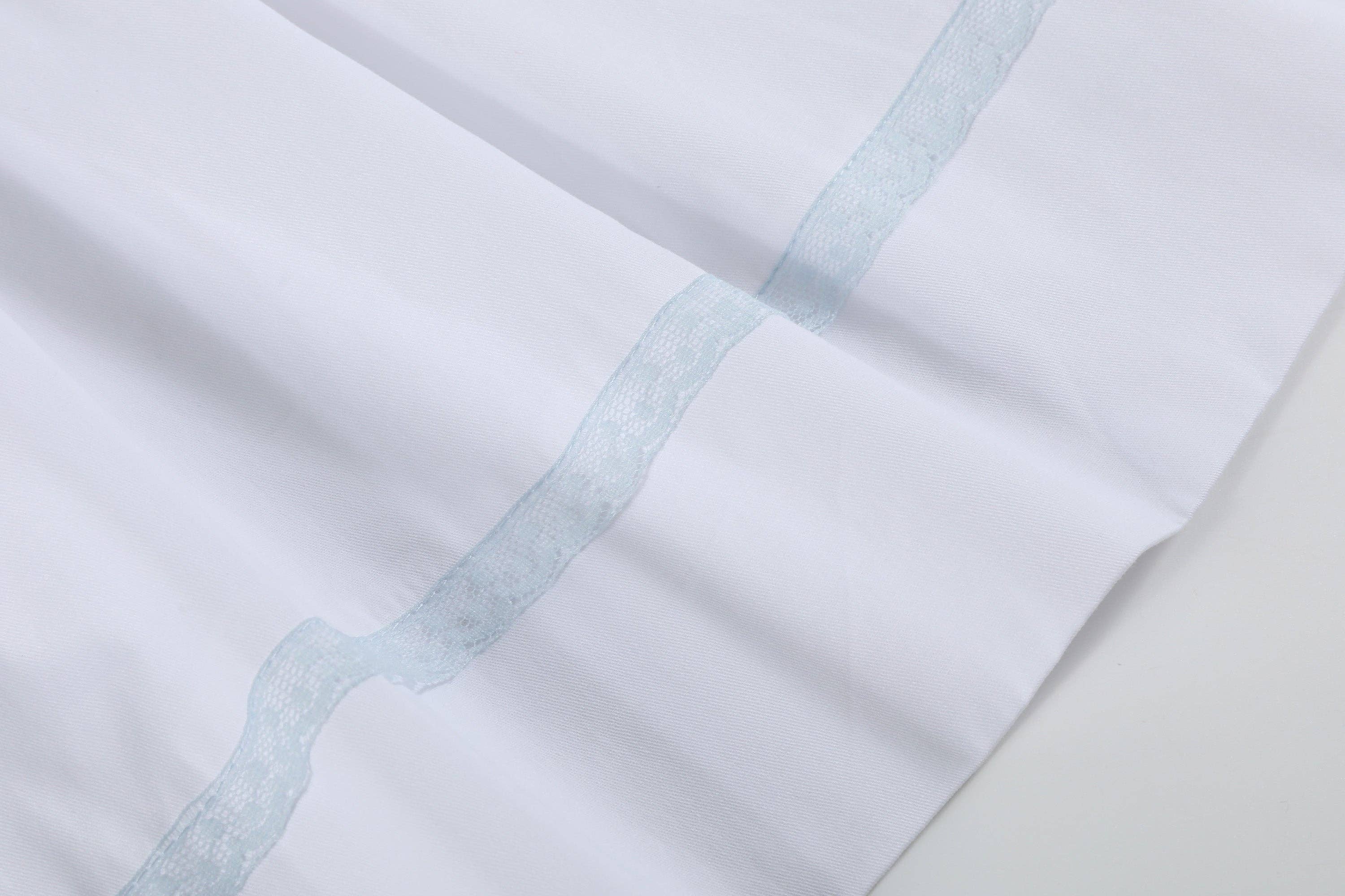 Lil Cactus – Engroshandel Kjole - Børn – Hvide og Blå Hellige Kors Rynket Biskop Kjole6