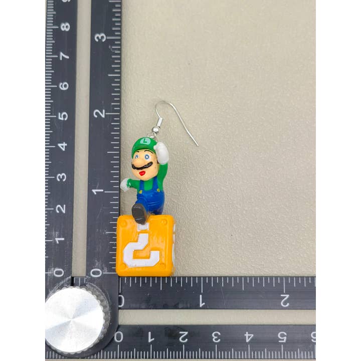 Mio Queena – Großhandel Ohrhänger – Cartoon-Fragezeichen-Mario Bros Ohrringe zum Hängen - YK3