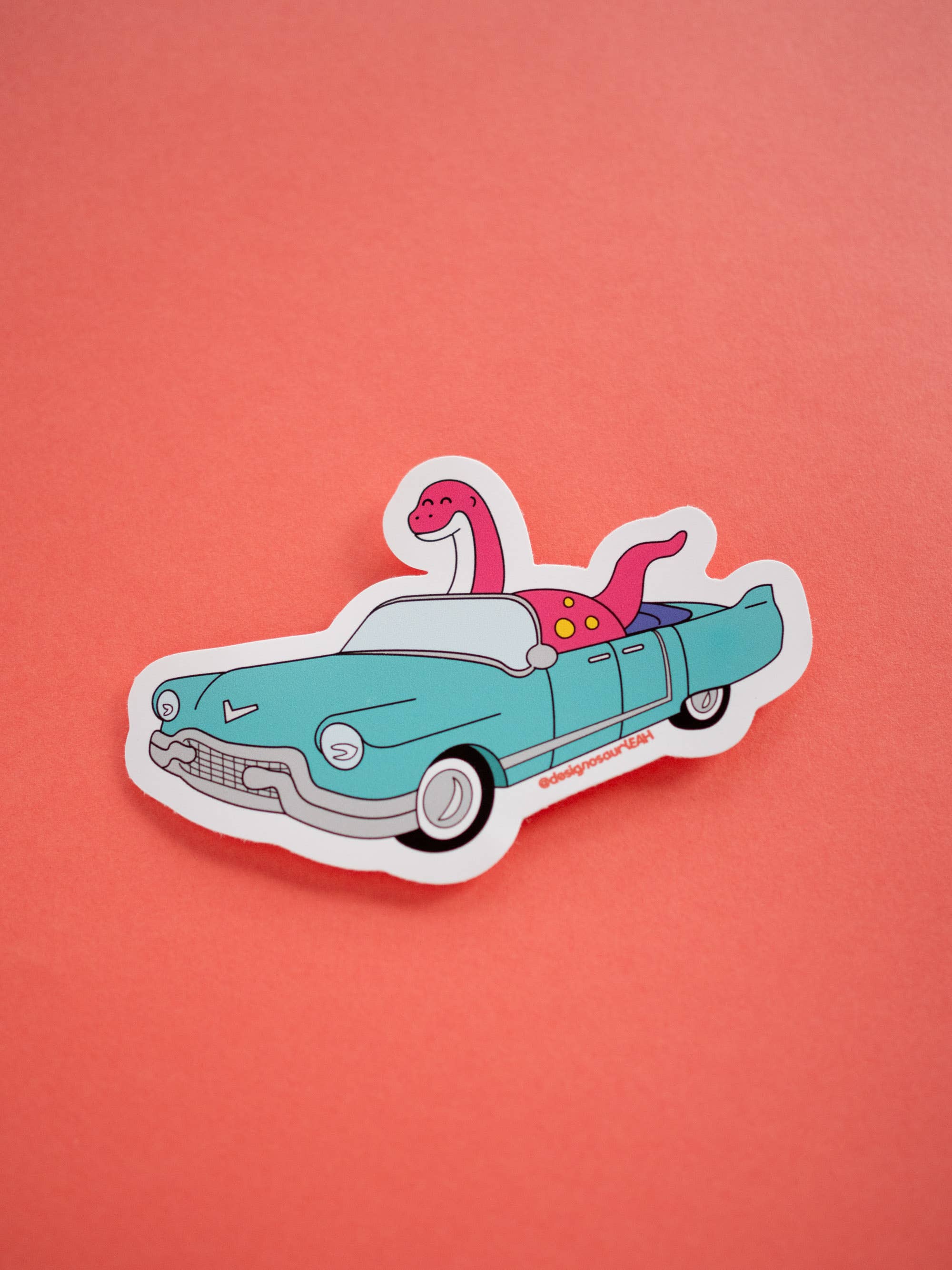 designosaur - Vente Autocollant - Autocollant en vinyle Diplodocus driving a Cadillac (4 pouces)5