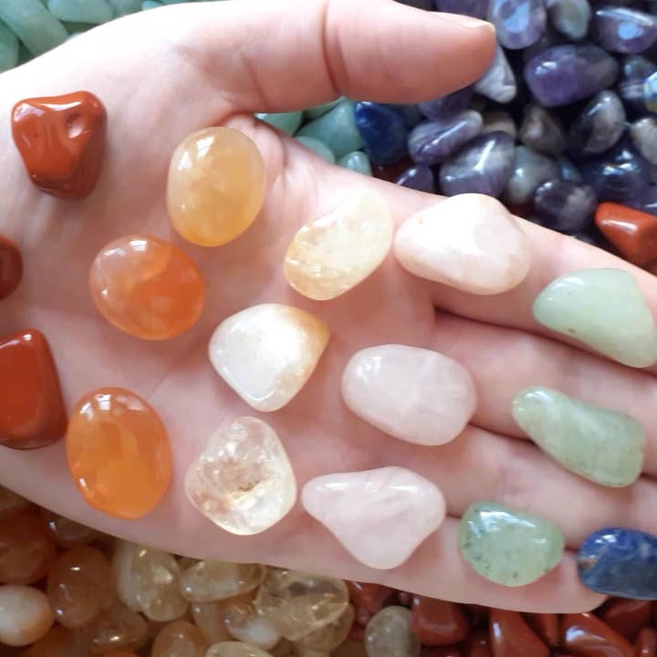 Kristallen: Yoga, Reiki, Meditatie, Retraites, Holistische Winkels voor wholesale door A Thousand Crystals