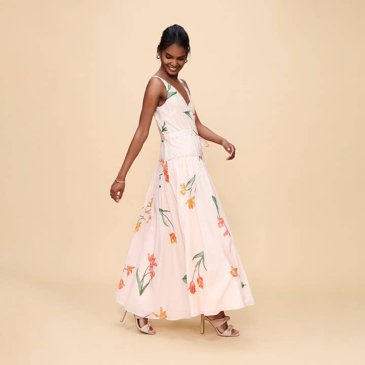 Vestido de algodão voile tulipa estampado com decote em V por atacado de desde