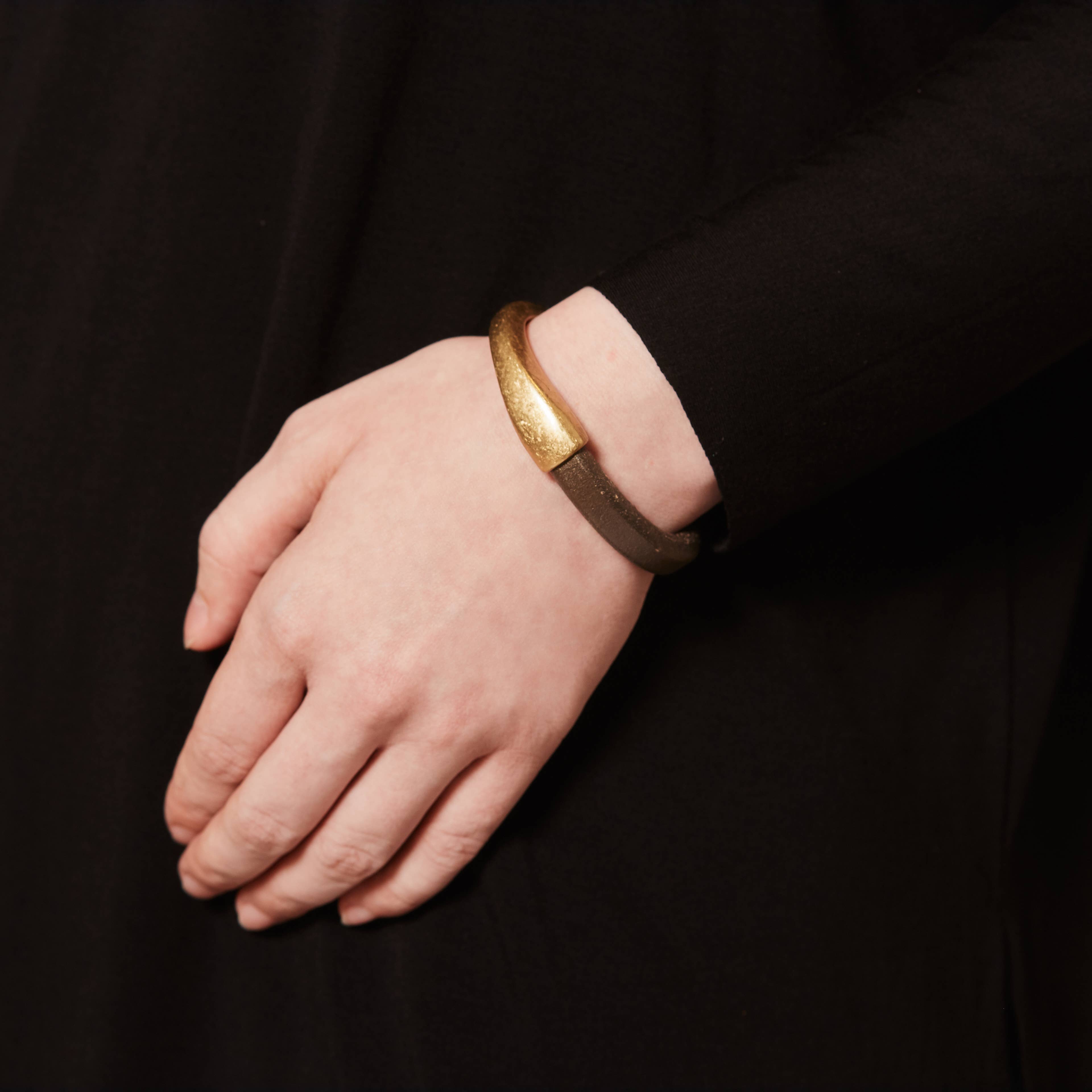 Diana Kauffman Designs - Vendita all'ingrosso Bracciale a polsino - Bracciale staccabile in pelle/Ottone anticato3