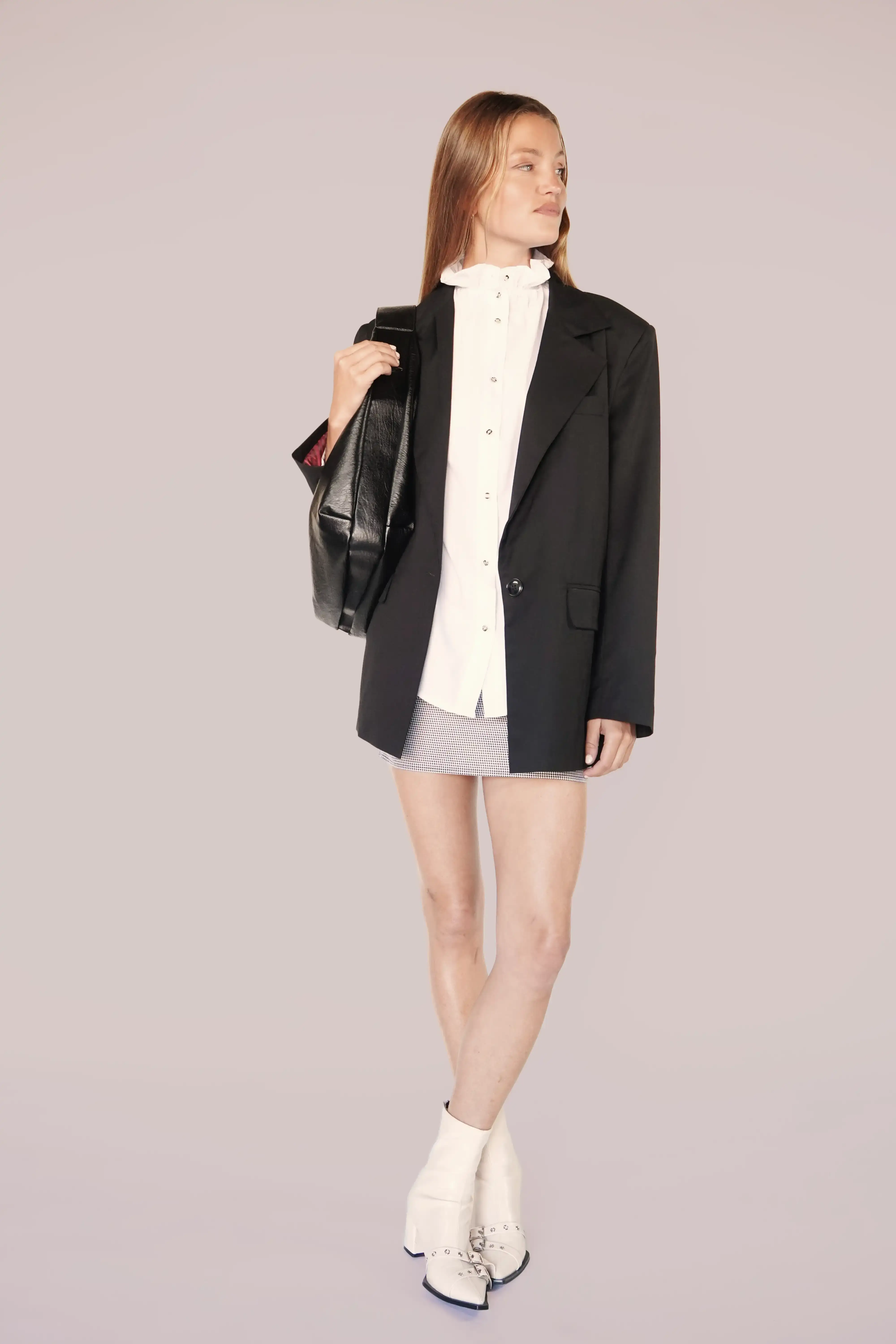 Lacerf - Wholesale Blazer - Dames - Zwarte oversized blazer1