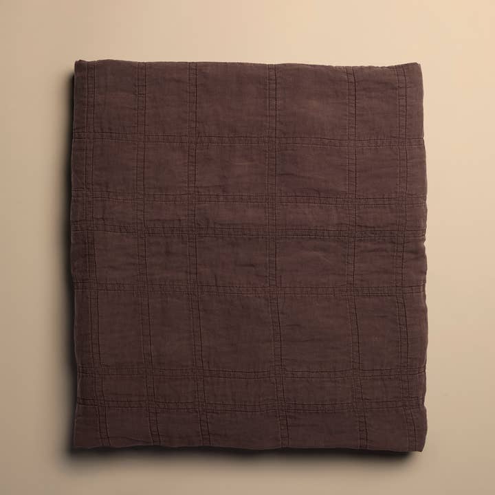 Daybreak Hemp Quilt - Fig for wholesale by Evenfall Home