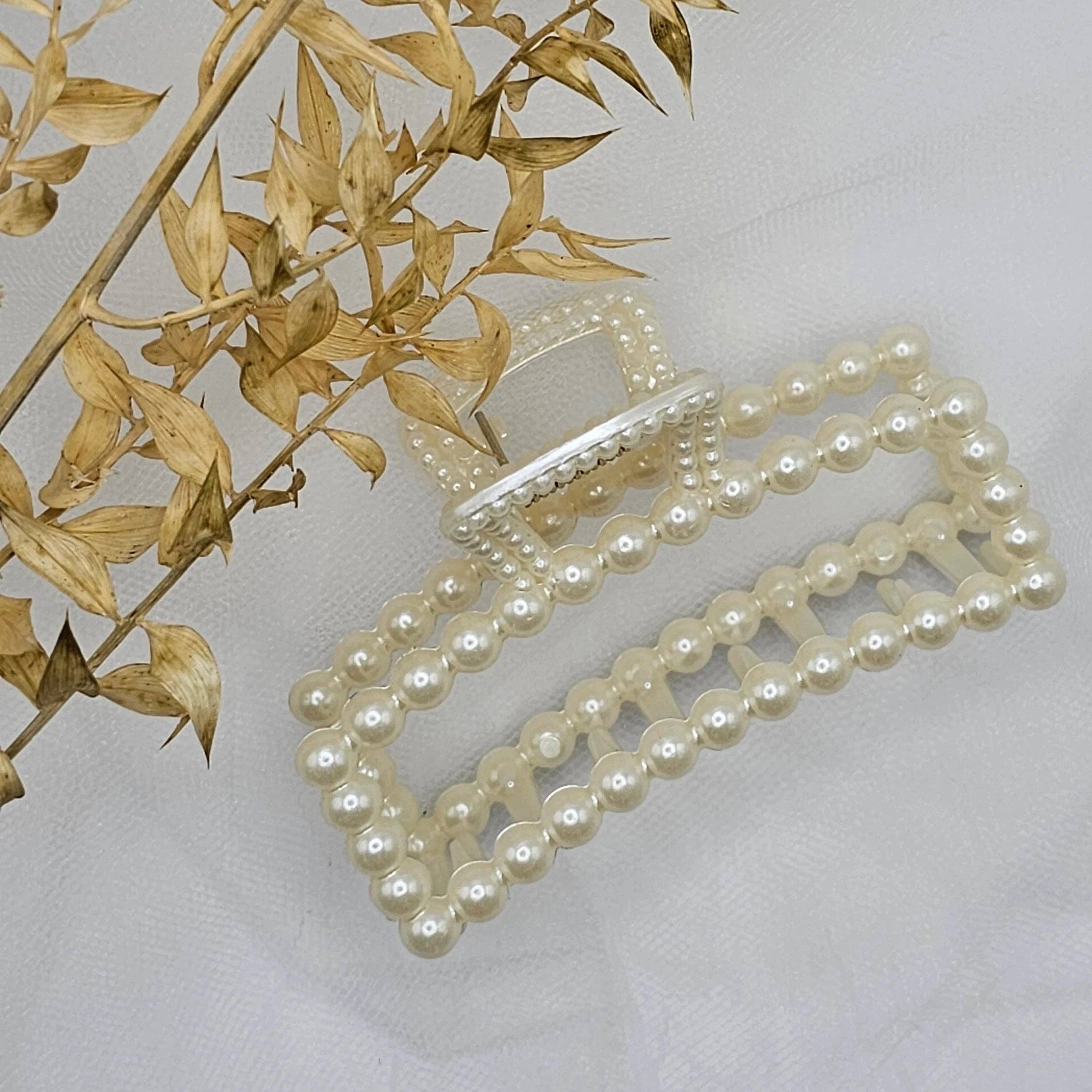 IrinisCandles - Wholesale Hair Clip - Women's - Hair clip with pearls1