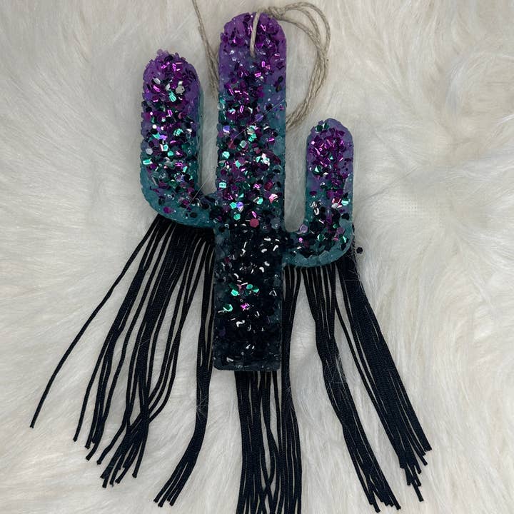 Rock & Roll Fringe Cactus pour la vente par Leafcutter Candle Co.