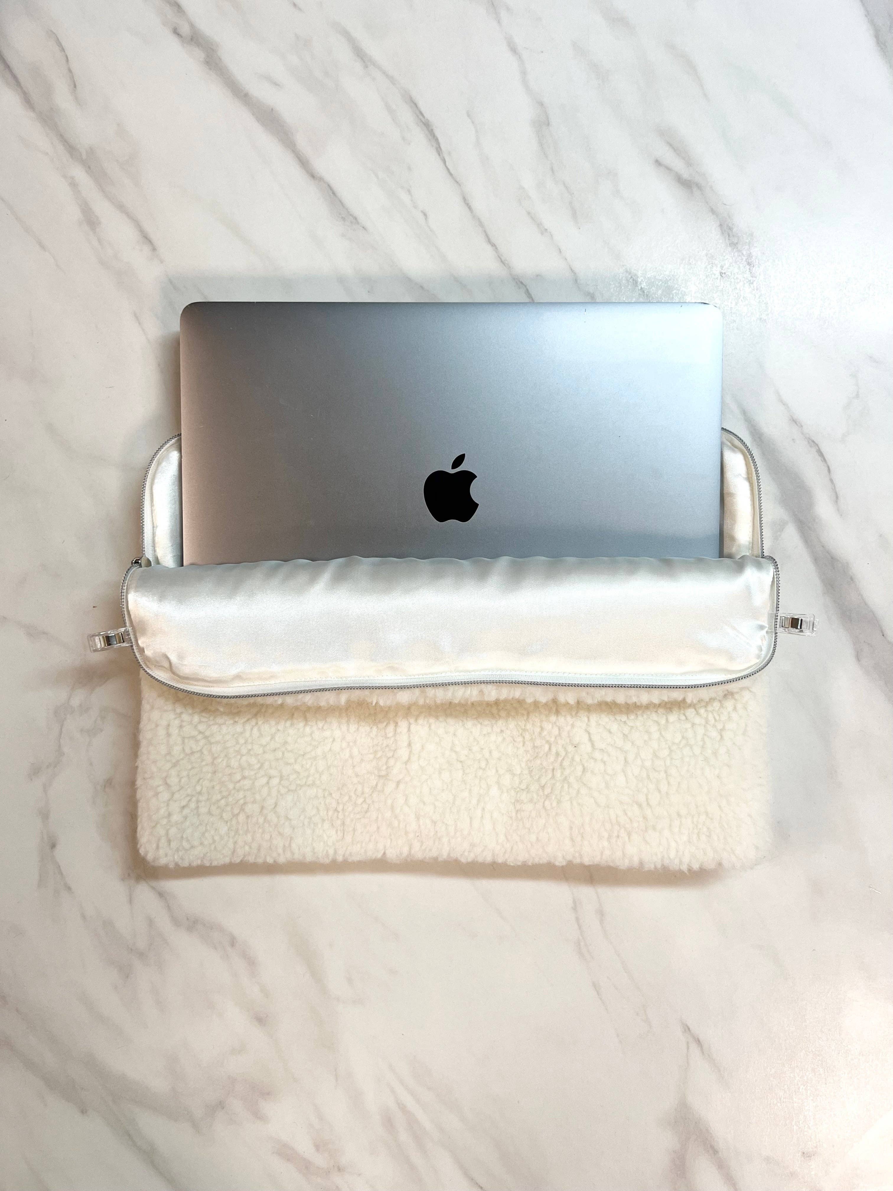 AMMA – wholesale Datorväska - Dam – AMMA polar cloud fleecetillverkad datorfodral1