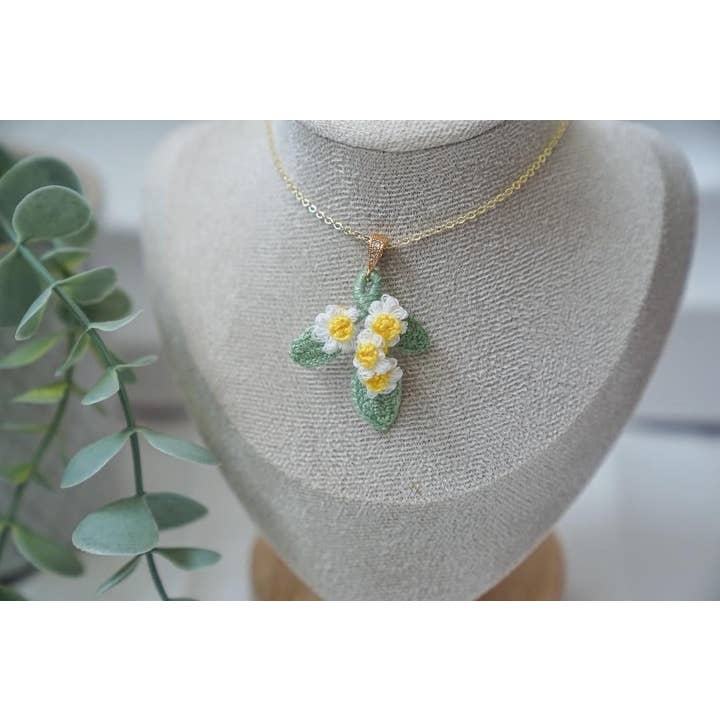 NYU NYU jewellery - Wholesale Pendant/Charm Necklace - Crochet Daisy Flower Necklace 14k Gold Handcrafted Jewelry2