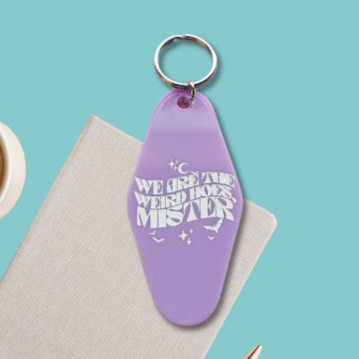 Portachiavi We Are The Weirdos Weird Hoes Motel Funny The Craft per la vendita all'ingrosso da parte di HelloSailorTees