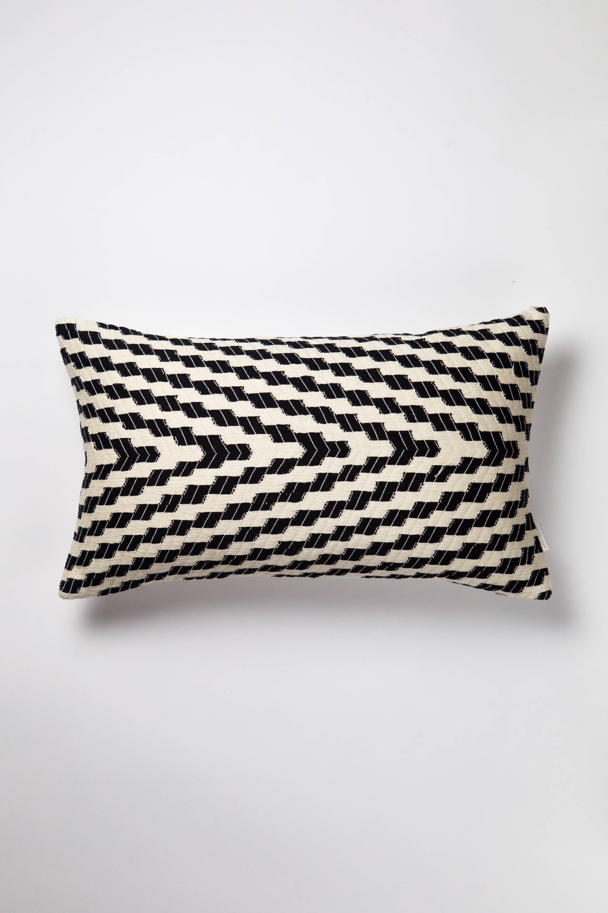 Archive NY - Wholesale Throw/Decorative Pillow - Almolonga Pillow1